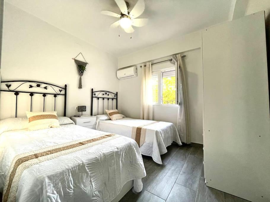 Apartamentos Rincon Andaluz 3 Kordoba Bagian luar foto
