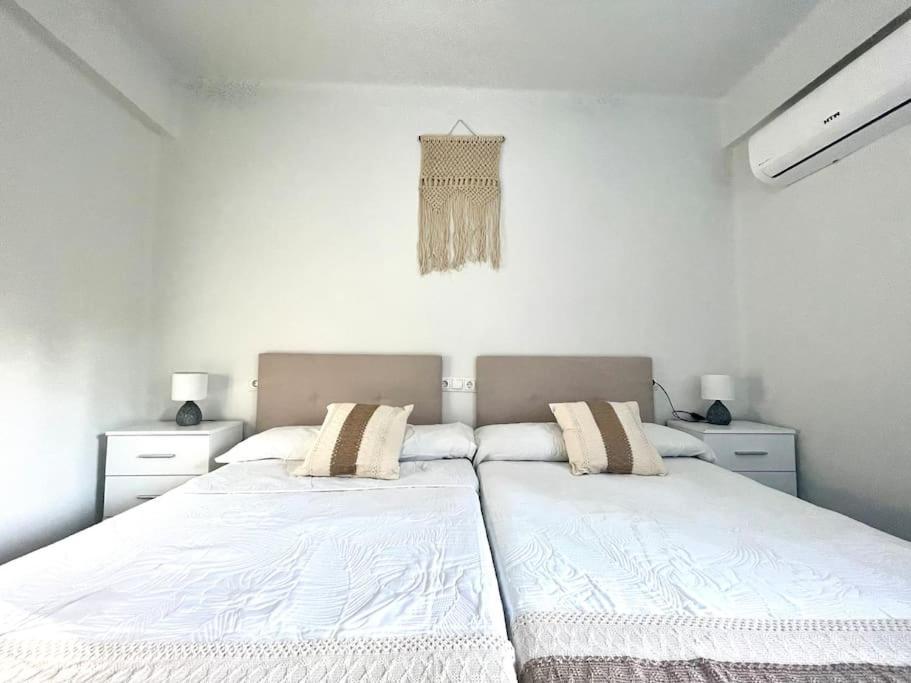 Apartamentos Rincon Andaluz 3 Kordoba Bagian luar foto